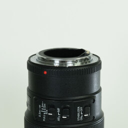 Canon EF100mm F2.8Lマクロ IS USM