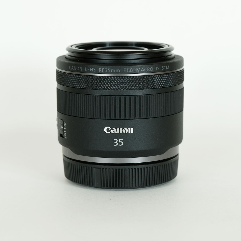 Canon RF35mm F1.8 MACRO IS STM