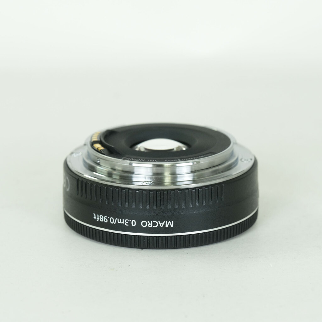 Canon EF40mm F2.8 STM
