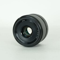 SONY E 35mm F1.8 OSS SEL35F18