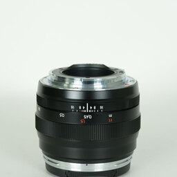 Carl Zeiss Planar T* 50mm F1.4 ZE [キヤノンEF用]