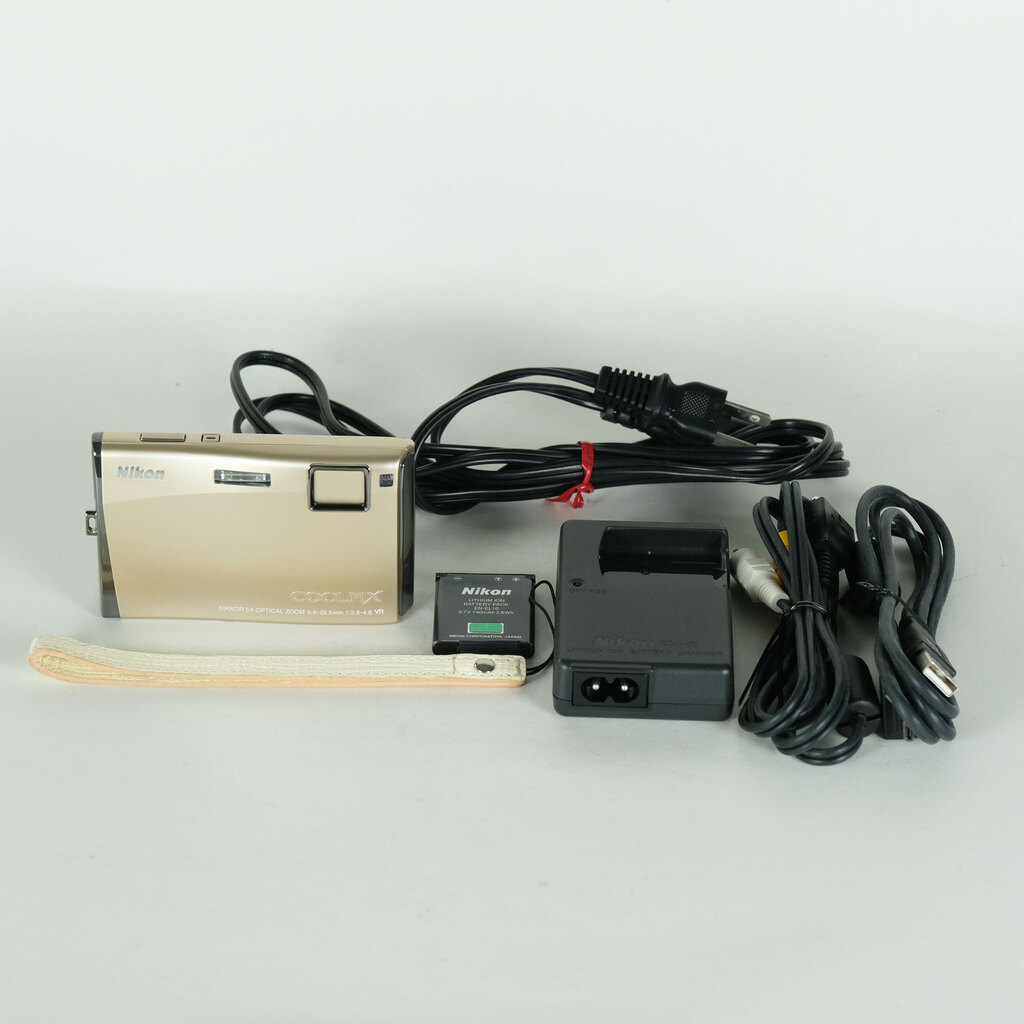 Nikon COOLPIX S60 リッチゴールドの出品 | ONE SCENE（ワンシーン）