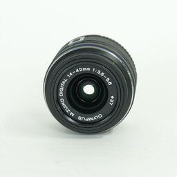 OLYMPUS M.ZUIKO DIGITAL 14-42mm F3.5-5.6IIR ブラック