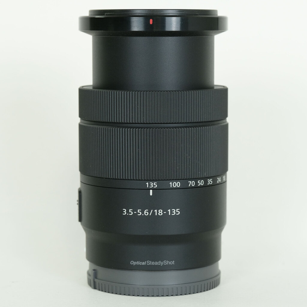 SONY E 18-135mm F3.5-5.6 OSS SEL18135