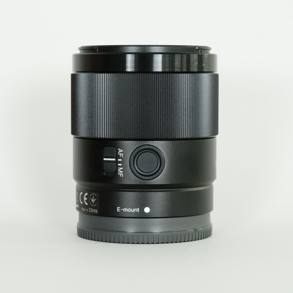 SONY FE 35mm F1.8 SEL35F18F