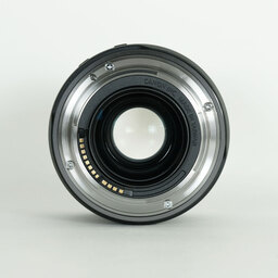 Canon RF35mm F1.8 MACRO IS STM