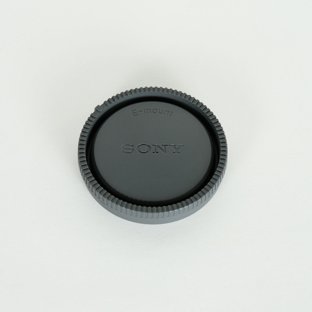 SONY E 10-18mm F4 OSS SEL1018