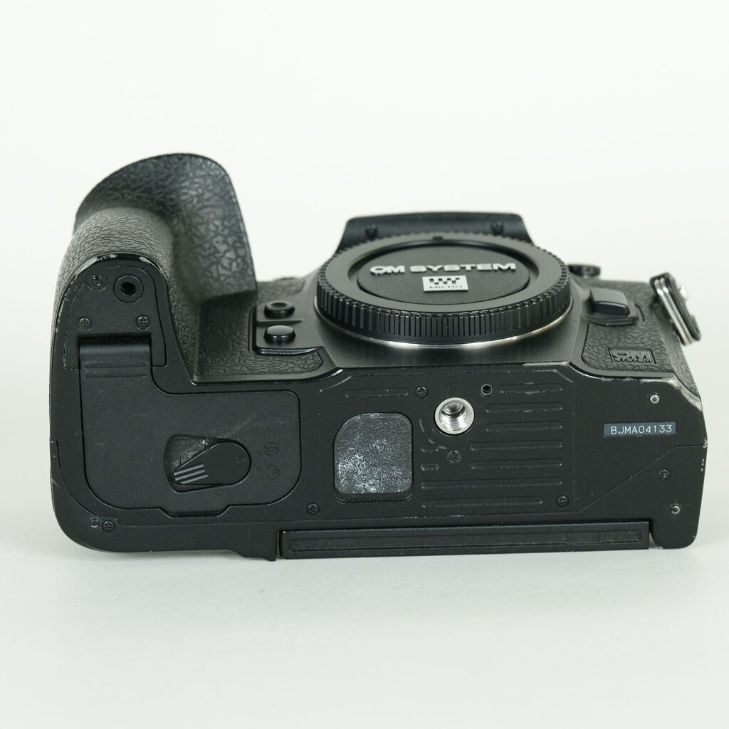 OM SYSTEM OM-1