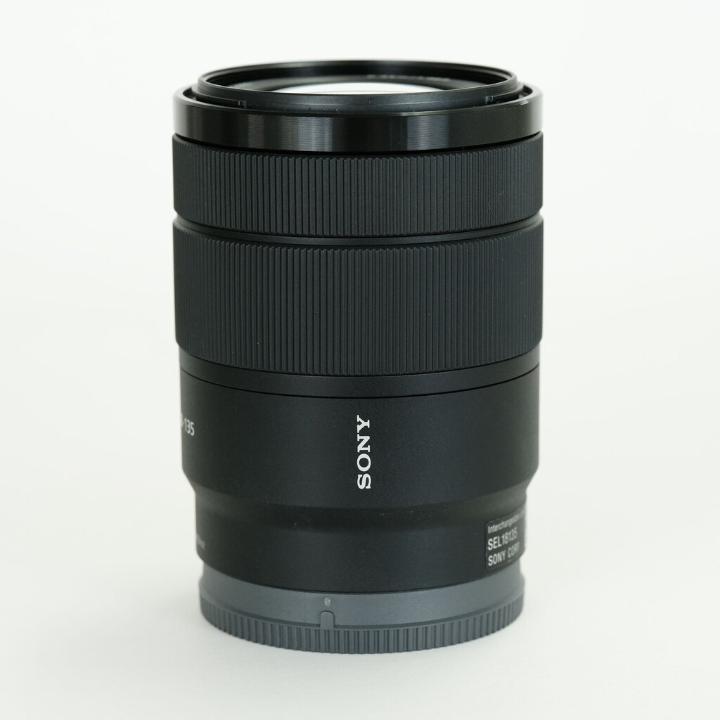 SONY E 18-135mm F3.5-5.6 OSS SEL18135