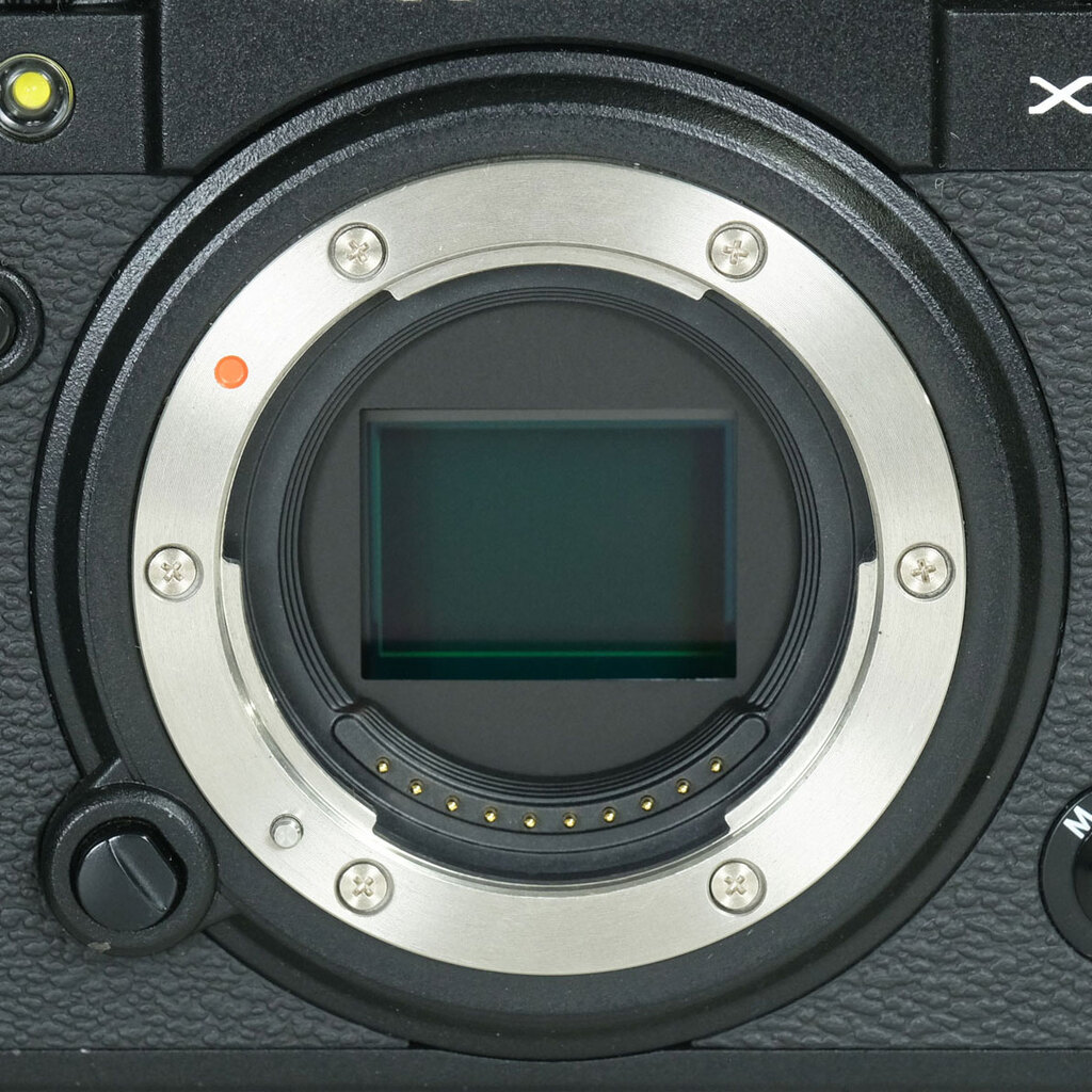 FUJIFILM X-T4