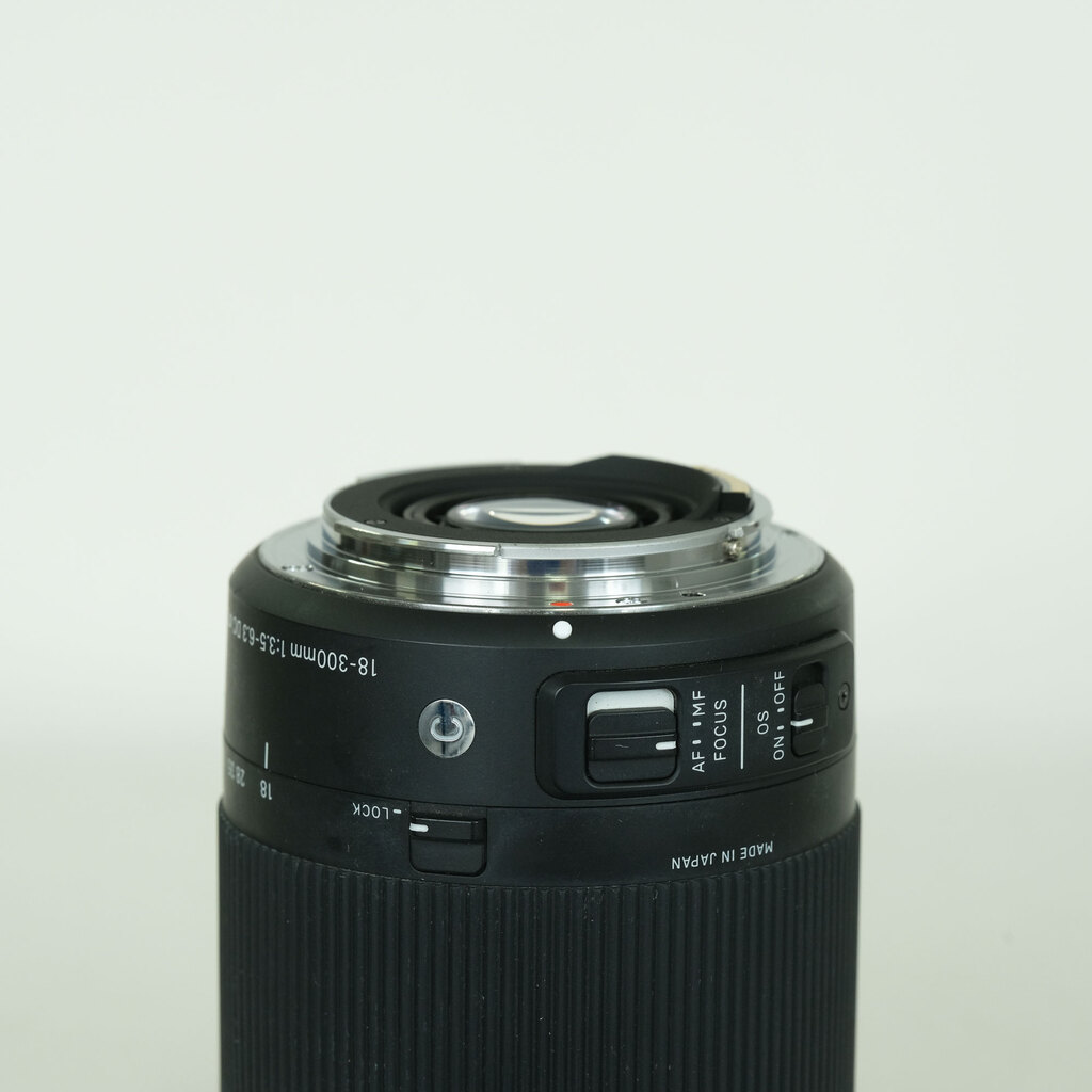 SIGMA 18-300mm F3.5-6.3 DC MACRO OS HSM｜Contemporary [キヤノンEF用]