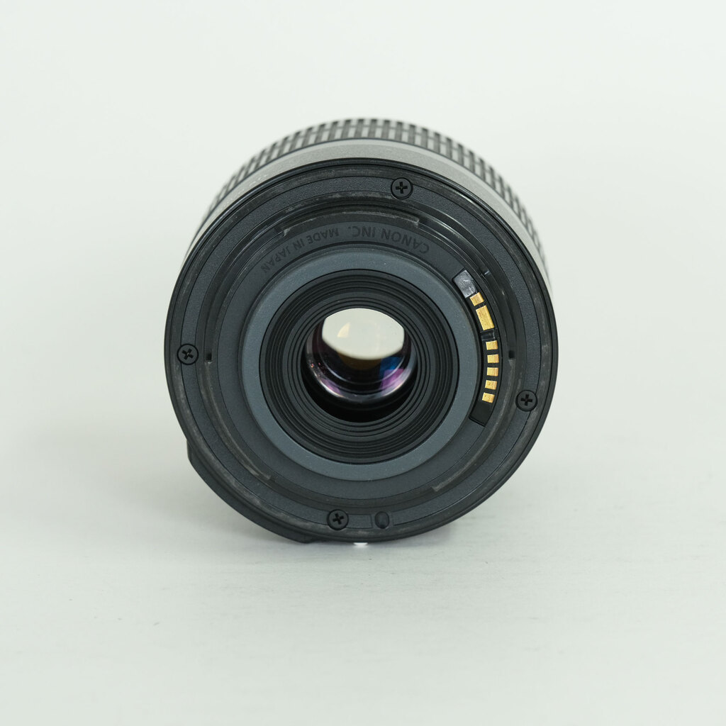 Canon EF-S18-55mm F3.5-5.6 IS