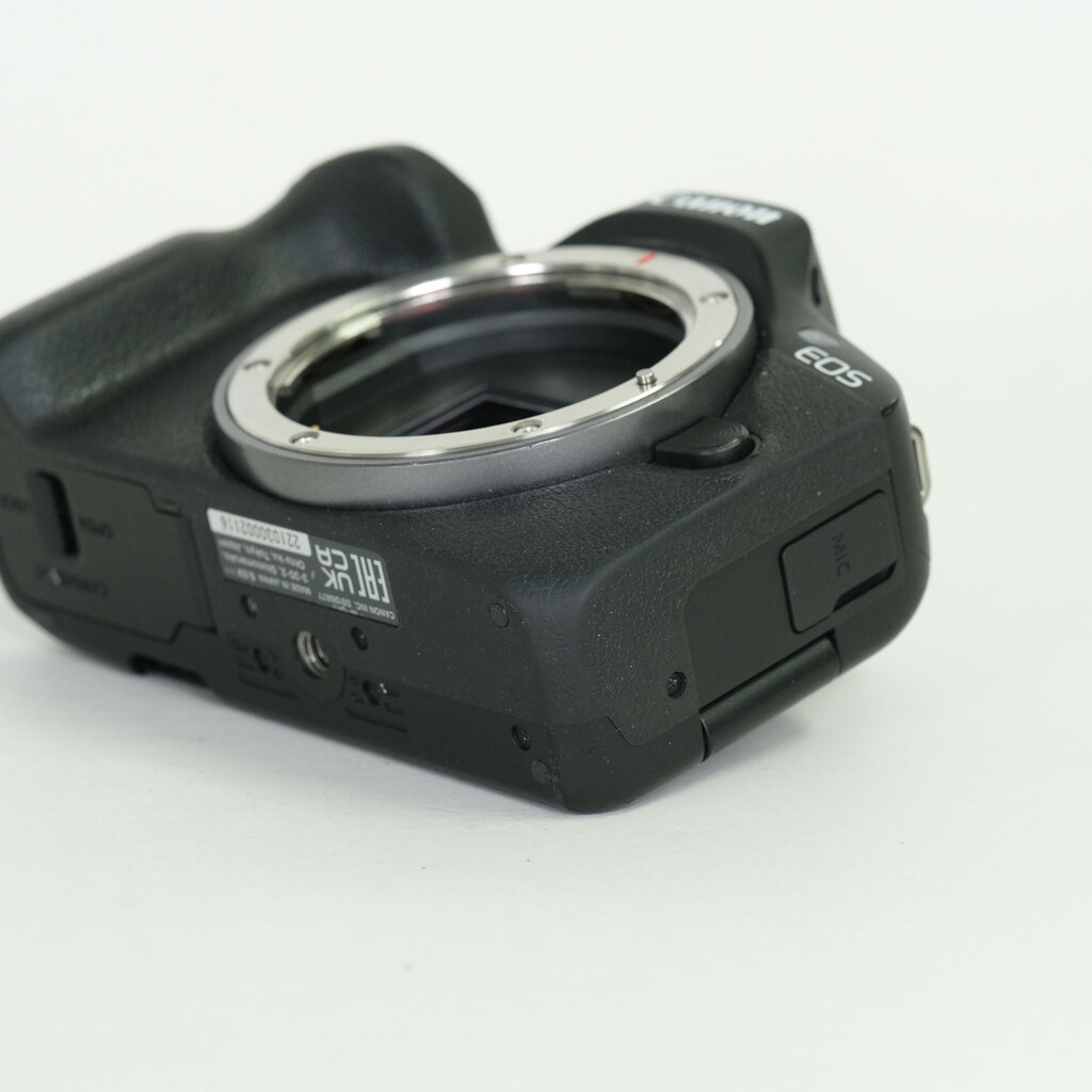 Canon EOS R50