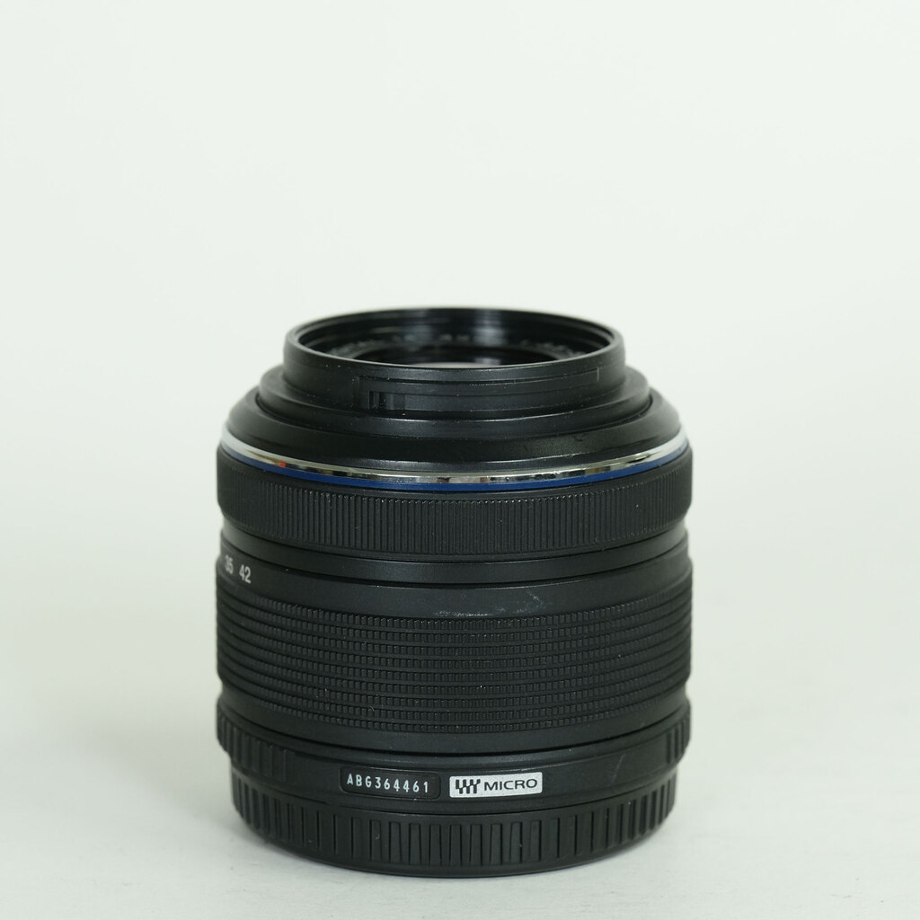 OLYMPUS M.ZUIKO DIGITAL 14-42mm F3.5-5.6IIR ブラック