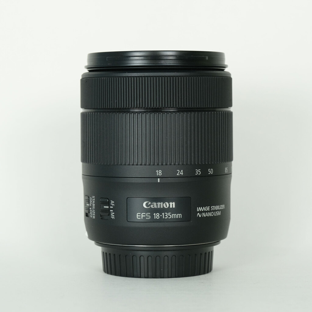Canon EF-S18-135mm F3.5-5.6 IS USM