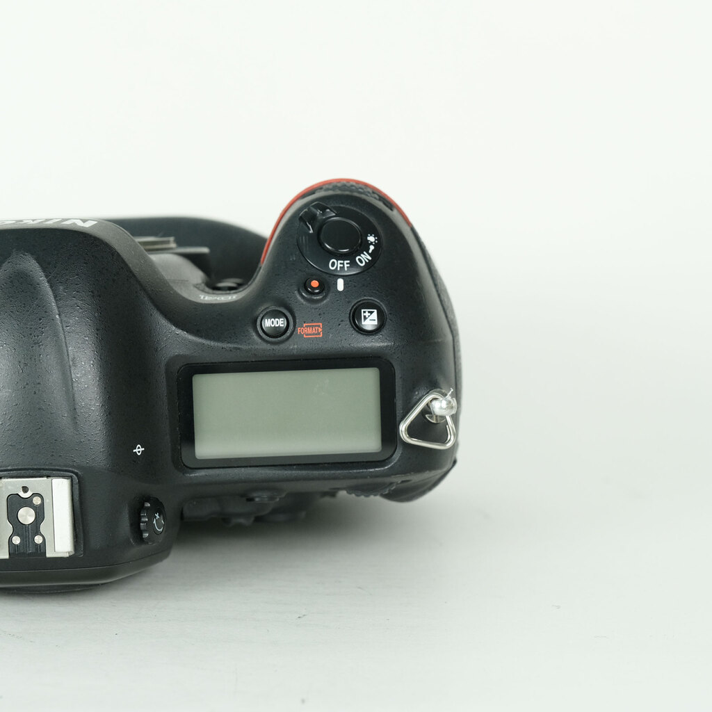 Nikon D4の出品 | ONE SCENE（ワンシーン）