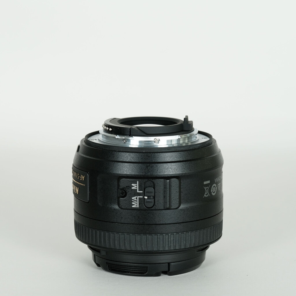 Nikon AF-S NIKKOR 35mm f/1.8G ED