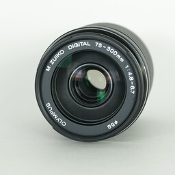 OLYMPUS M.ZUIKO DIGITAL ED 75-300mm F4.8-6.7 II OLYMPUS M.ZUIKO DIGITAL ED 75-300mm F4.8-6.7 II