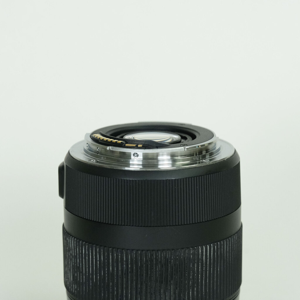 SIGMA 18-200mm F3.5-6.3 DC MACRO OS HSM｜Contemporary [キヤノンEF用]