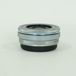 OLYMPUS M.ZUIKO DIGITAL ED 14-42mm F3.5-5.6 EZ シルバー