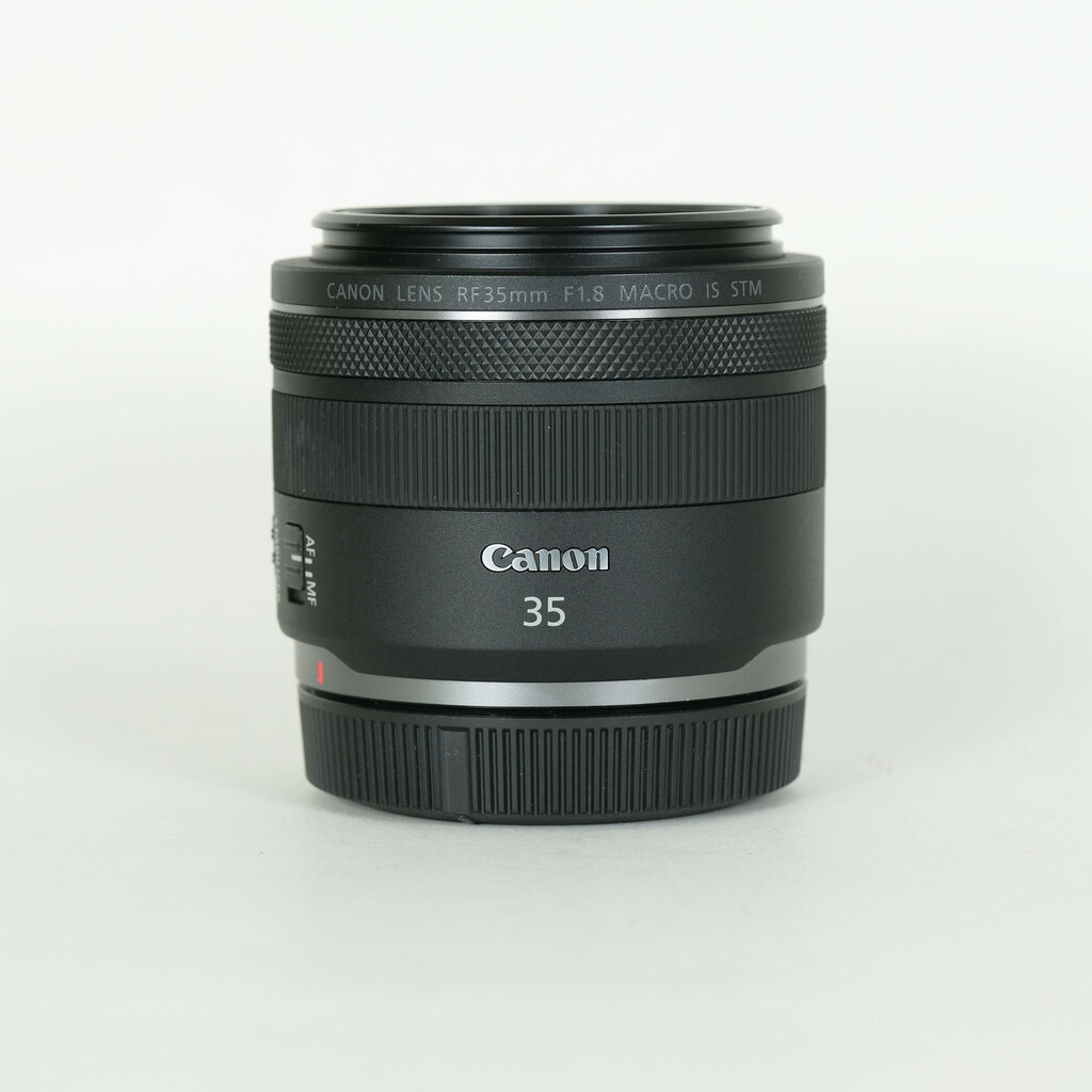 Canon RF35mm F1.8 MACRO IS STM