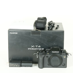 FUJIFILM X-T4