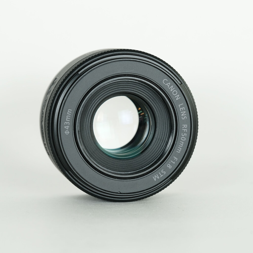 Canon RF50mm F1.8 STM