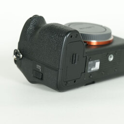 SONY α7 IV(ILCE-7M4) SONY α7 IV(ILCE-7M4)