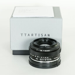 銘匠光学 TTArtisan 25mm F2 C (ソニーE用) ブラック