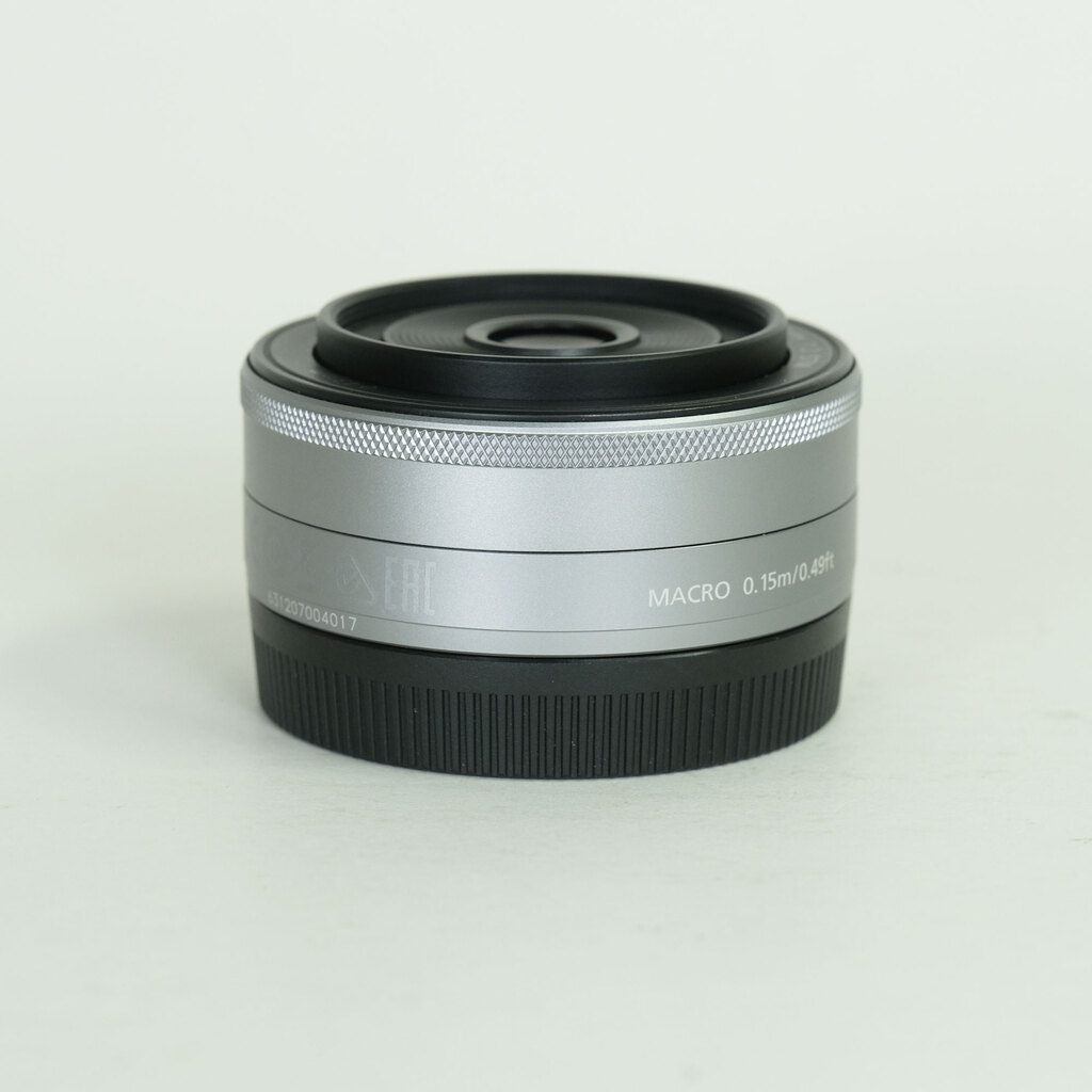 Canon EF-M22mm F2 STM Canon EF-M22mm F2 STM