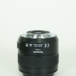 Panasonic LEICA DG MACRO-ELMARIT 45mm F2.8 ASPH. MEGA O.I.S.