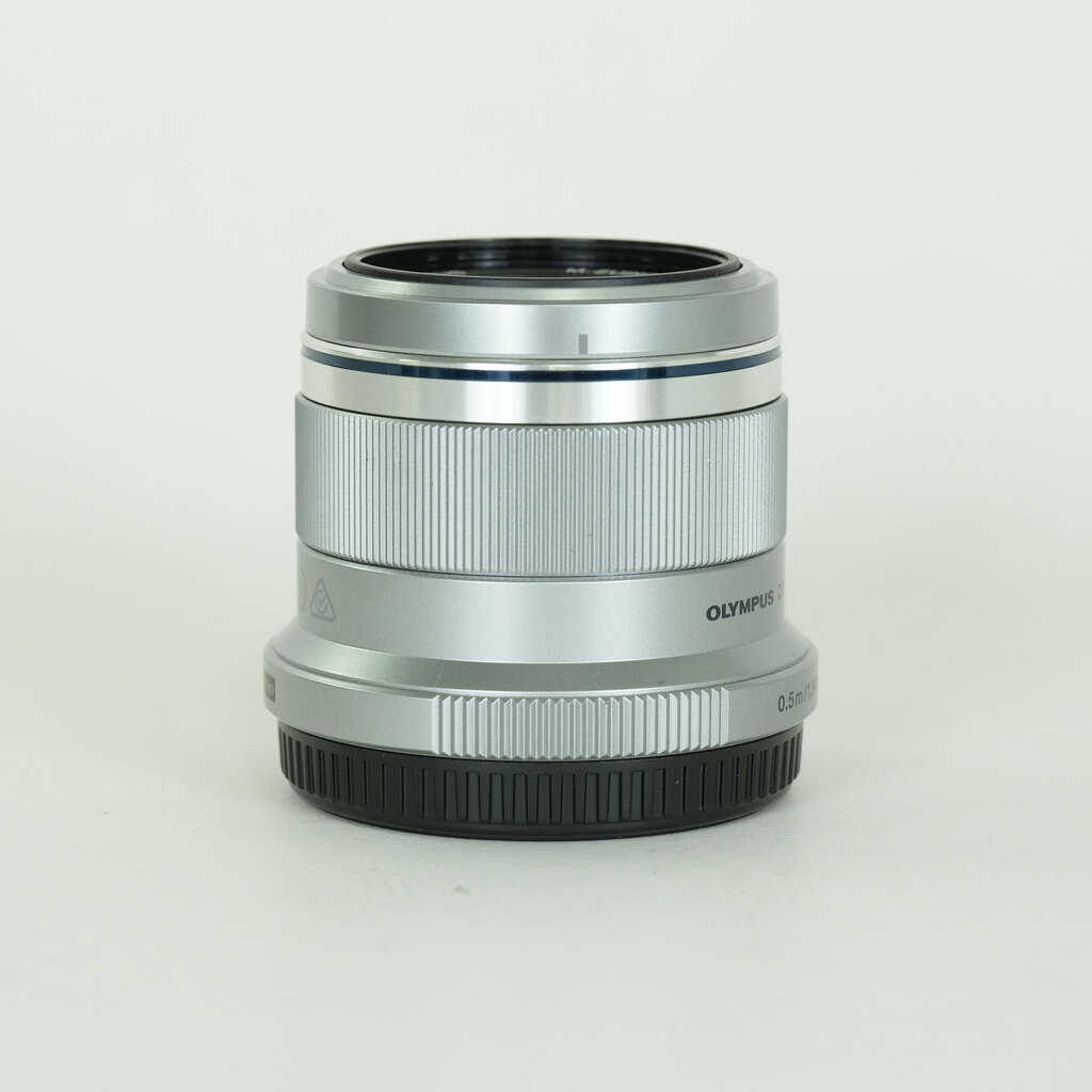 OLYMPUS M.ZUIKO DIGITAL 45mm F1.8