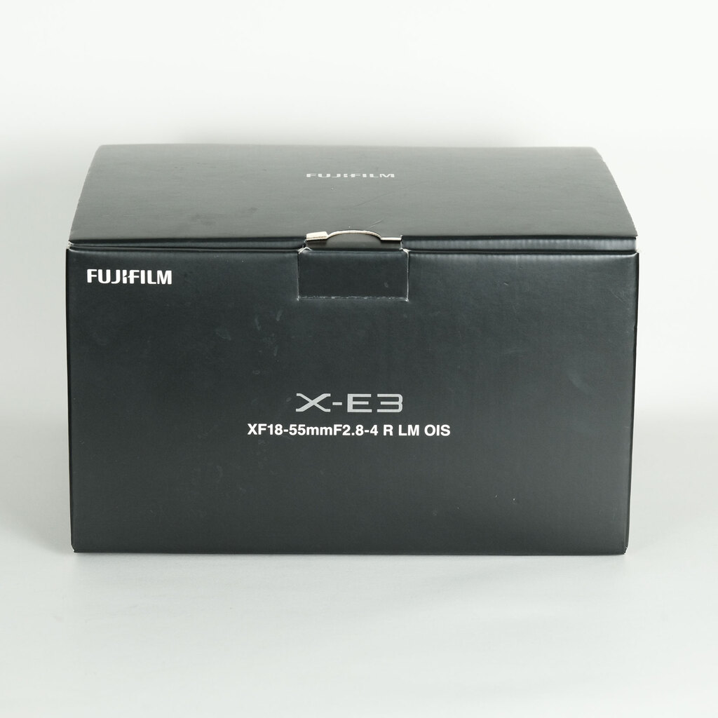 FUJIFILM X-E3