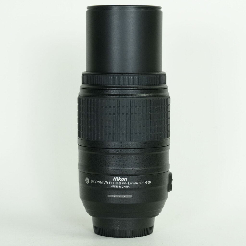 Nikon AF-S DX NIKKOR 55-300mm F4.5-5.6G ED VR Nikon AF-S DX NIKKOR 55-300mm F4.5-5.6G ED VR