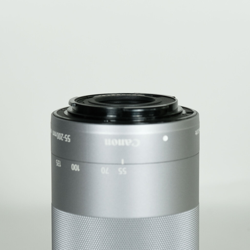 Canon EF-M55-200mm F4.5-6.3 IS STM シルバー