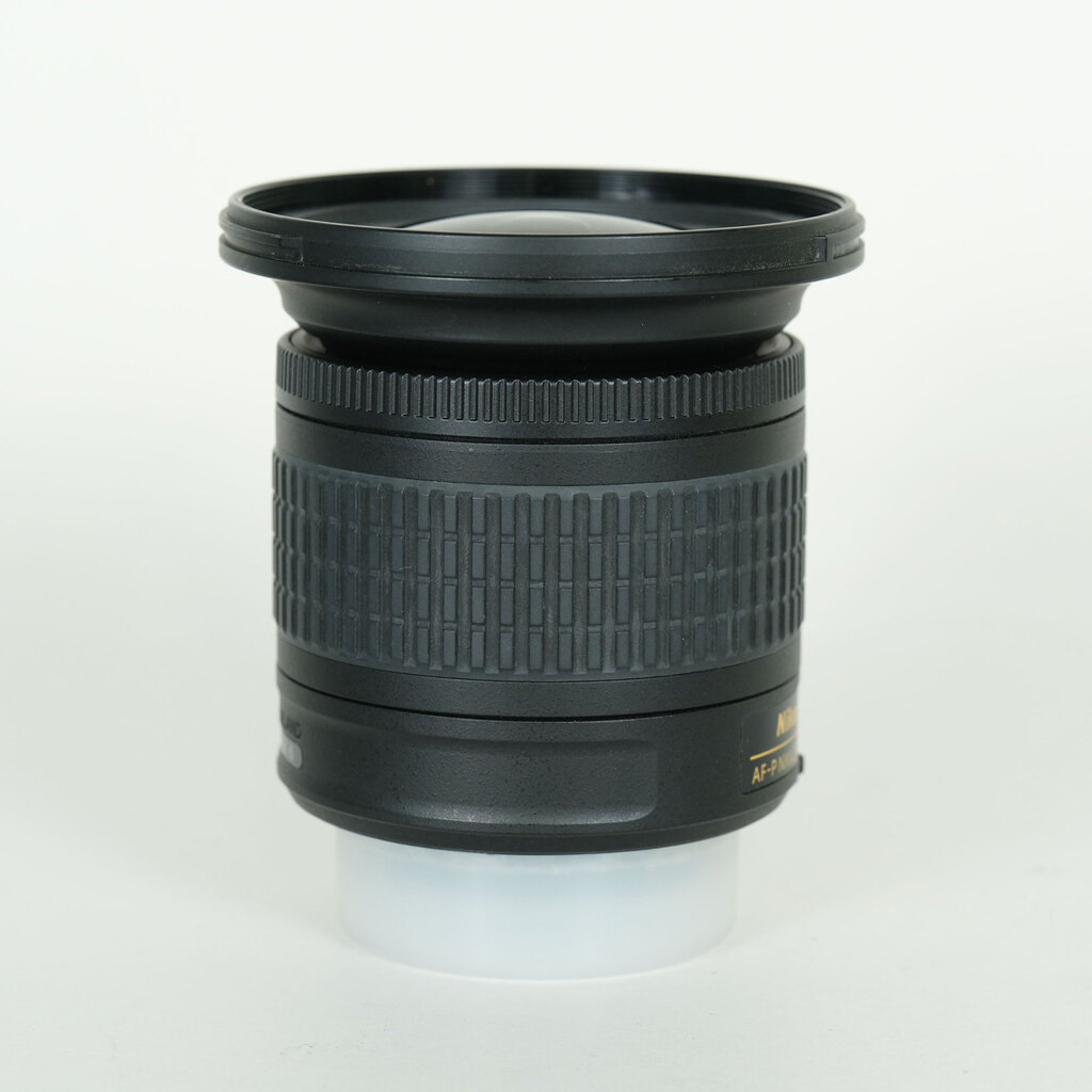 Nikon AF-P DX NIKKOR 10-20mm F4.5-5.6G VR Nikon AF-P DX NIKKOR 10-20mm F4.5-5.6G VR