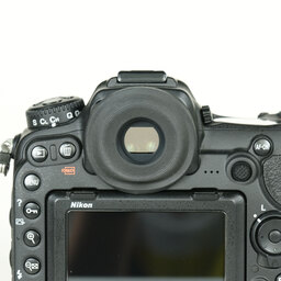 Nikon D500