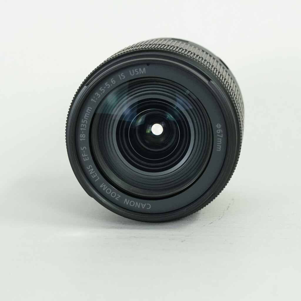 Canon EF-S18-135mm F3.5-5.6 IS USM