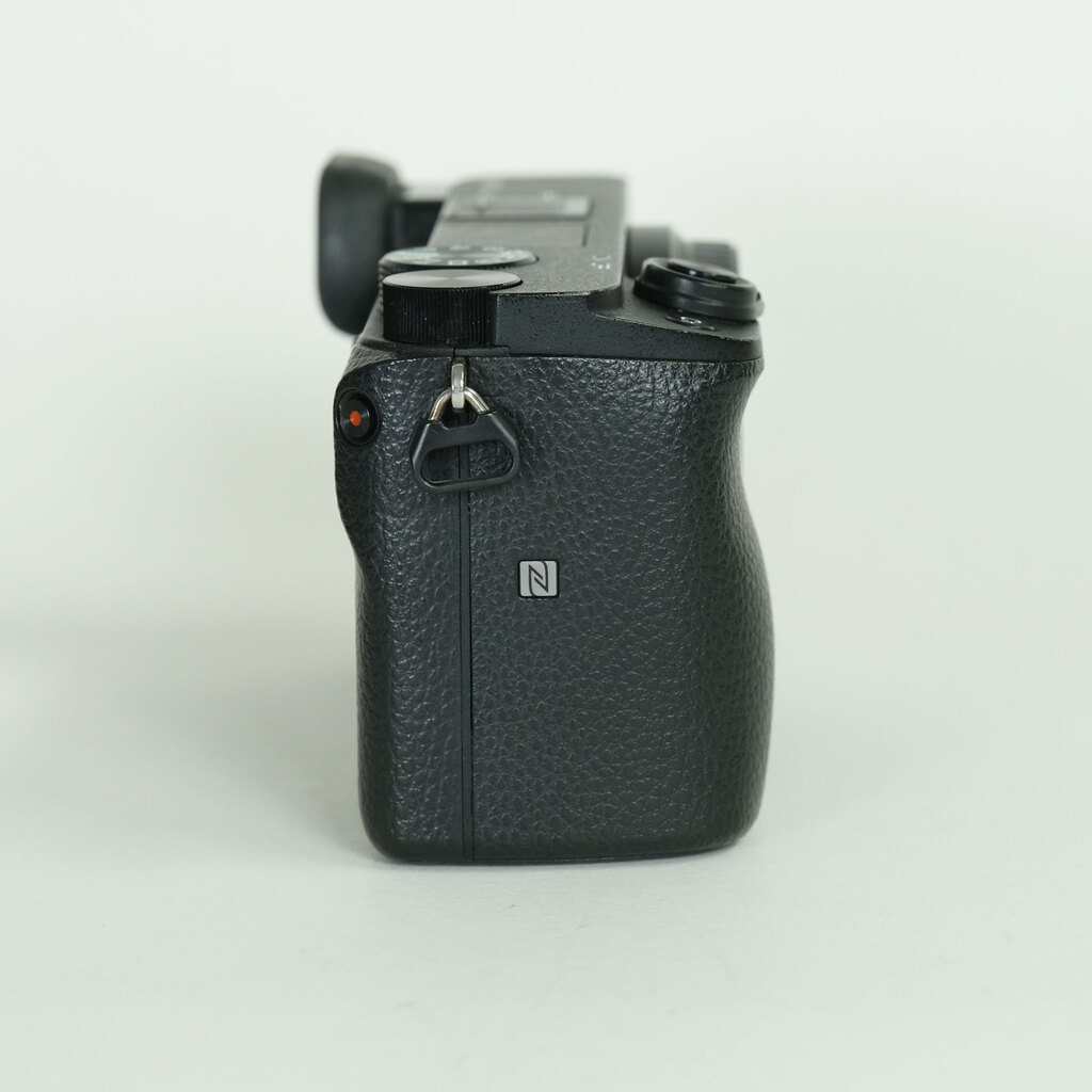 SONY α6300（ILCE-6300）