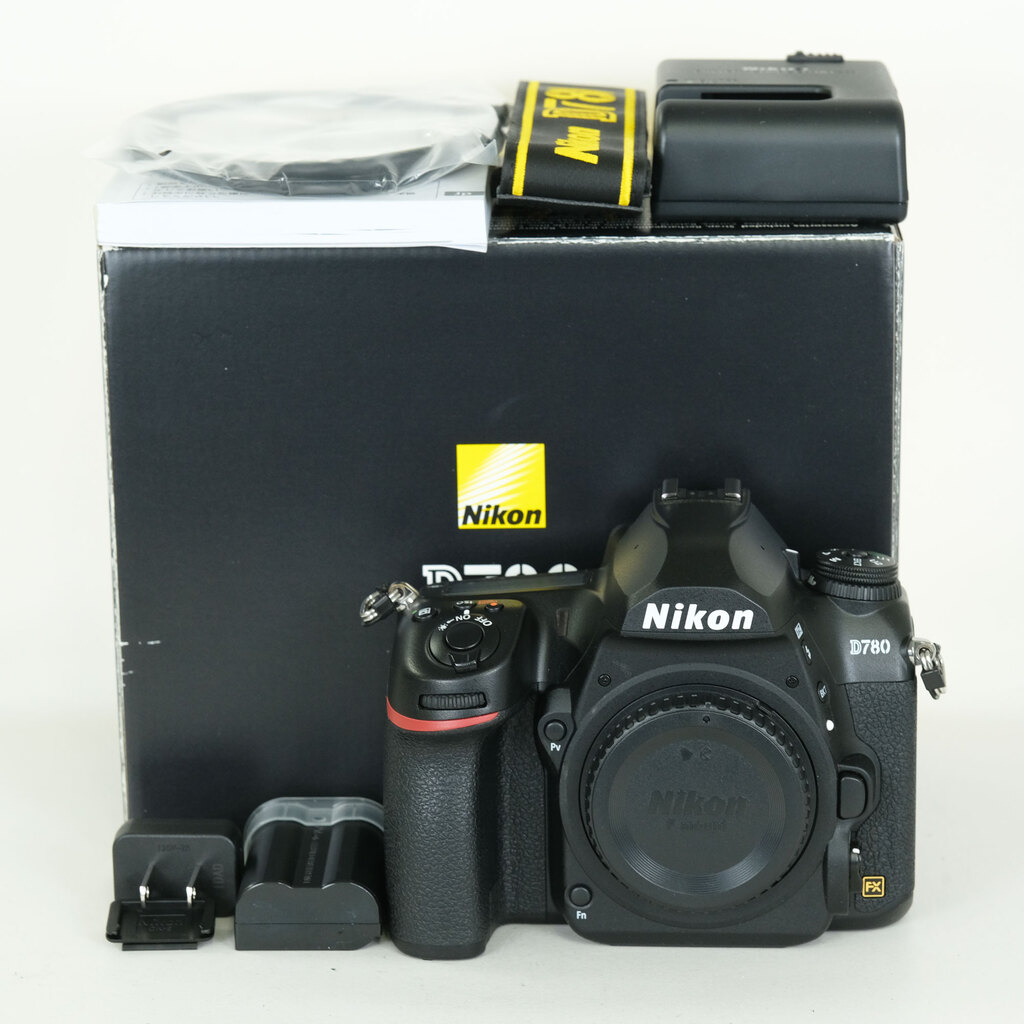 Nikon D780