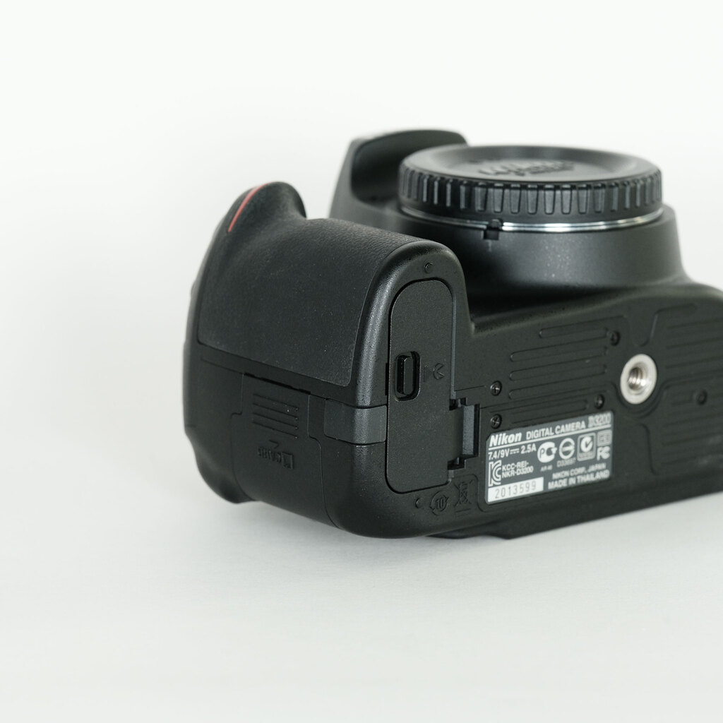 Nikon D3200ボディ ブラック