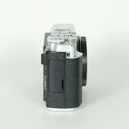 OLYMPUS PEN E-P7
