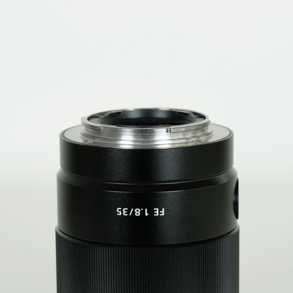 SONY FE 35mm F1.8 SEL35F18F