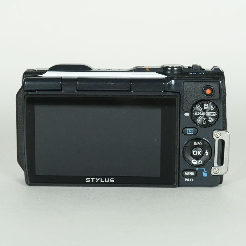 OLYMPUS STYLUS TG-870 Tough WHT ホワイト OLYMPUS STYLUS TG-870 Tough WHT ホワイト