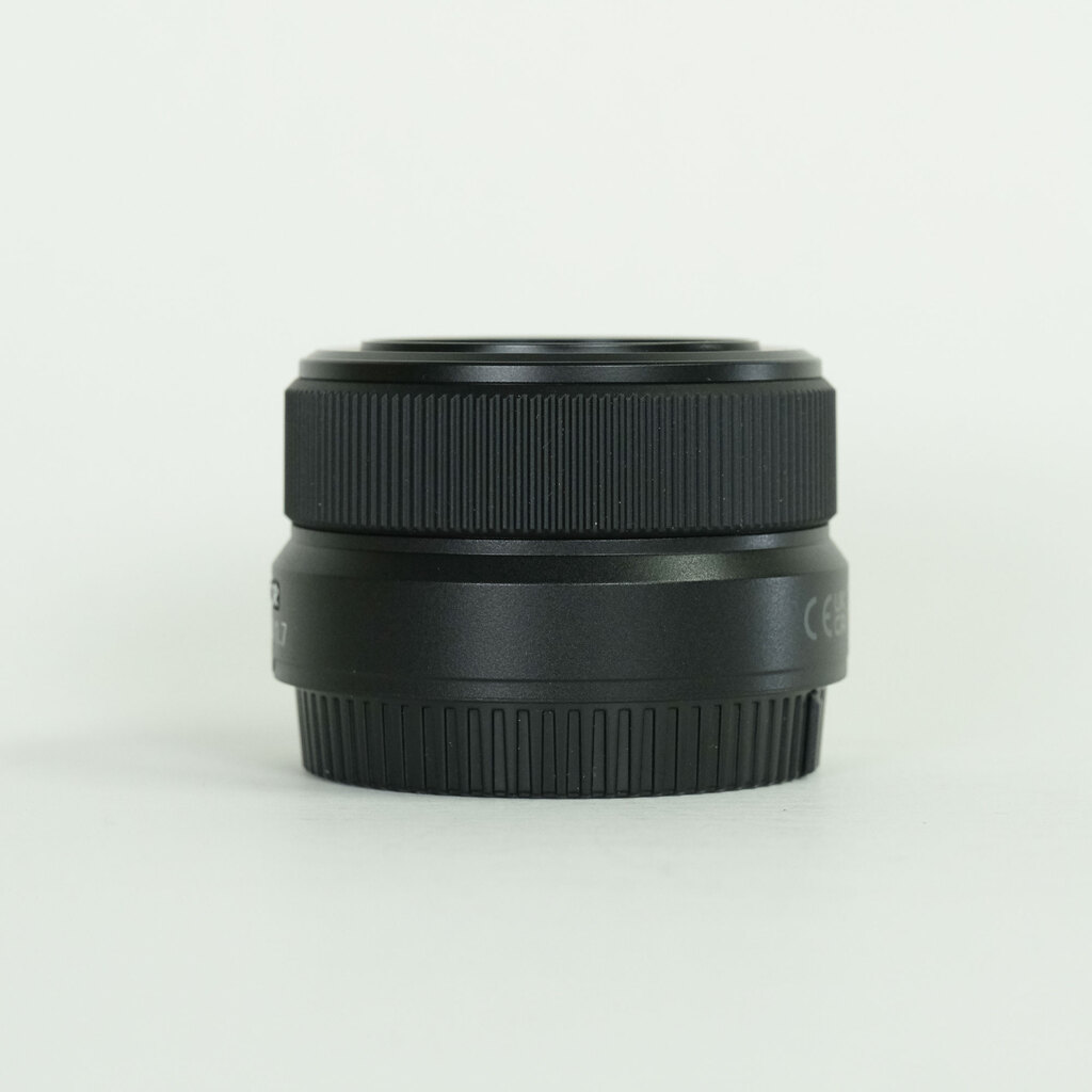 Nikon NIKKOR Z DX 24mm f/1.7 Nikon NIKKOR Z DX 24mm f/1.7