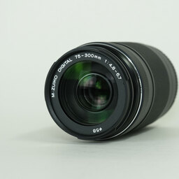 OLYMPUS M.ZUIKO DIGITAL ED 75-300mm F4.8-6.7 II