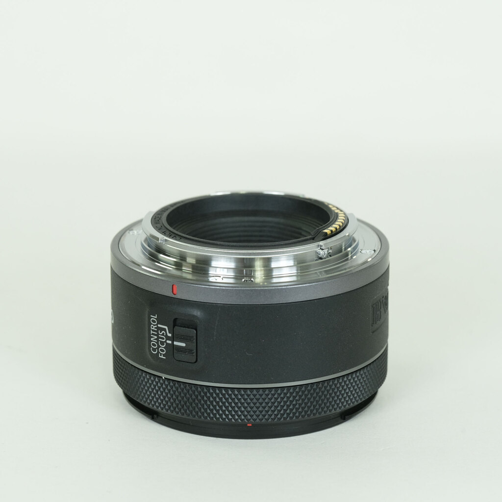 Canon RF50mm F1.8 STM