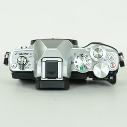 OLYMPUS OM-D E-M10 Mark III