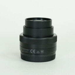 Panasonic LUMIX G VARIO 12-32mm / F3.5-5.6 ASPH. / MEGA O.I.S.