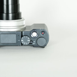LEICA C-LUX ミッドナイトブルー